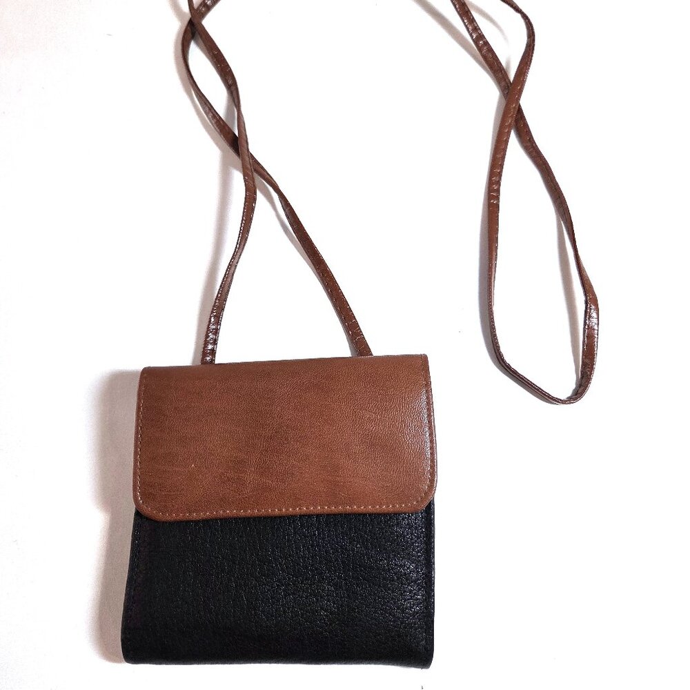 NWOT Leather Crossbody Wallet